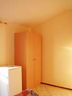 Apartment and Rooms Mila