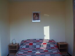 Apartment and Rooms Mila