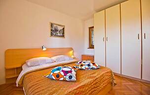 Apartment Mana