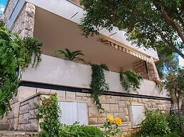 Apartment Elena