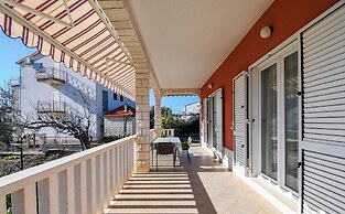 House Vesnad