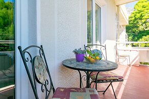 Apartment Livr