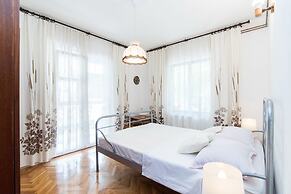Apartment Damir