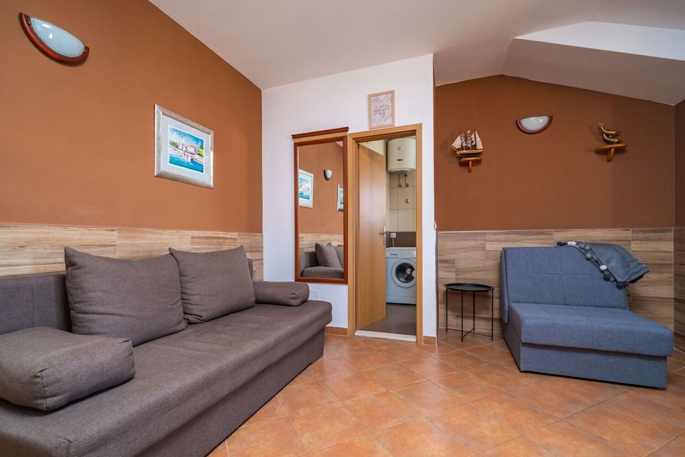 Apartments Pavo