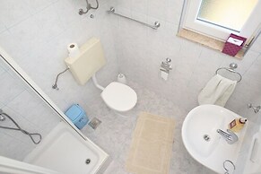 Apartments Mladen