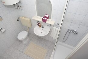 Apartments Mladen
