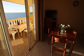 Apartments Mladen