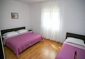 Apartments Ana