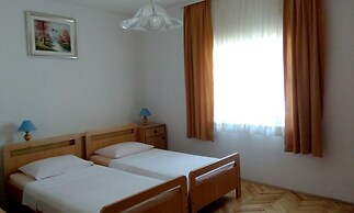 Apartment Miki