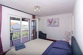Apartments Lapa