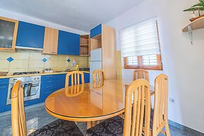 Apartments Josip