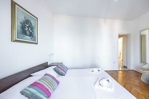 Apartments Josip