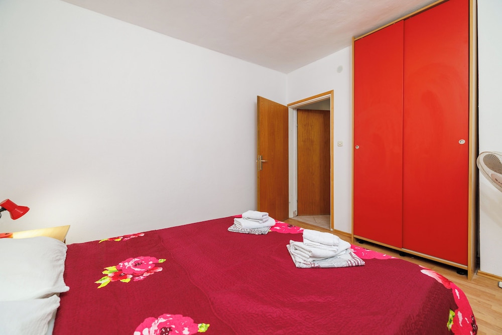 Apartments Tasa