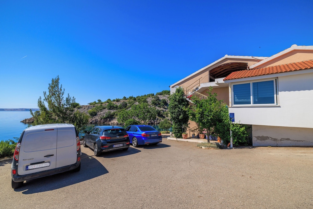 Apartments Tasa