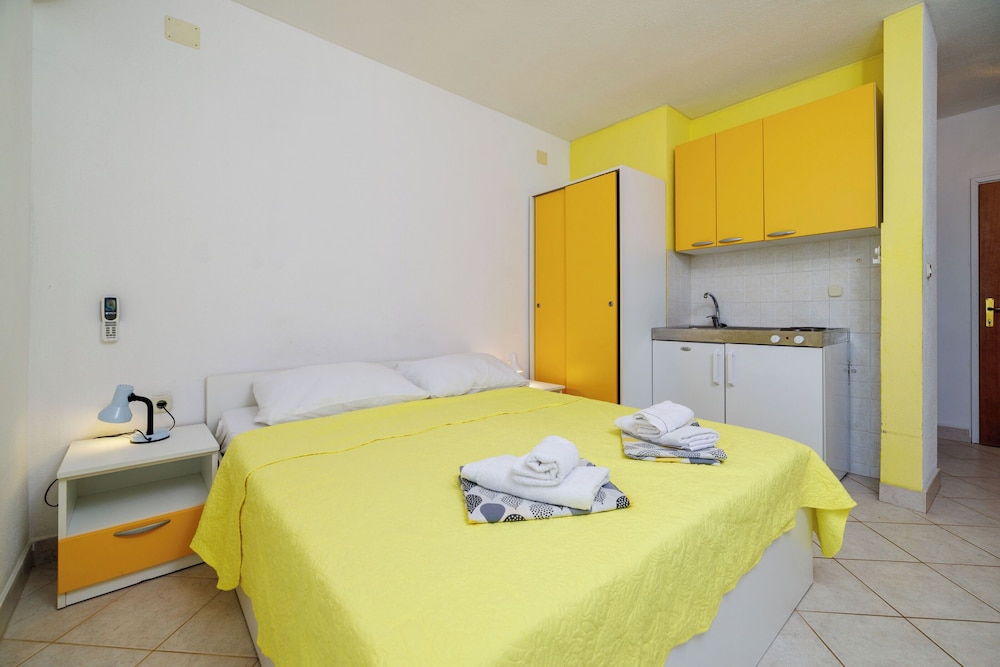 Apartments Tasa
