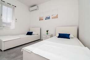 Apartments Gabi i Miki