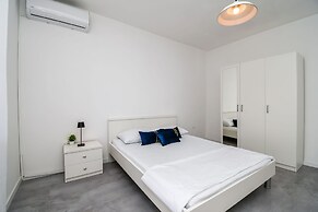 Apartments Gabi i Miki
