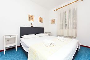 Apartments Maja