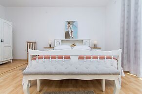Apartment Knez 1