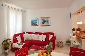 House Lucmar