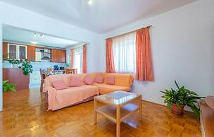 Apartment Mare
