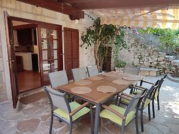 House Davor