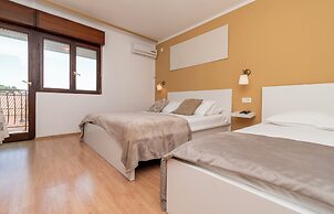 Apartments Pera
