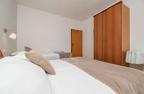 Apartments Pera