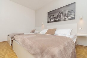 Apartments Pera