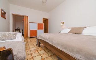 Apartments Pera