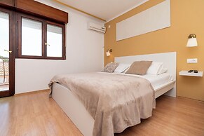 Apartments Pera