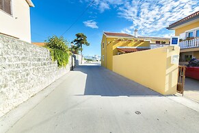 Apartments Nadica