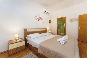 Apartments Nadica