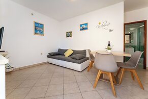 Apartments Nadica