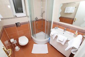 Apartments Jole