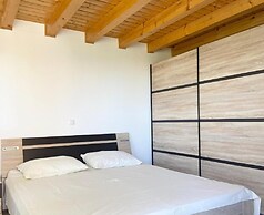 Apartment Zare