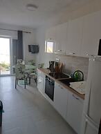 Apartment Ante