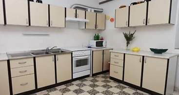 Apartment and Rooms Tomo 1