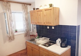 Apartment and Rooms Tomo 1