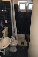 Apartment and Rooms Tomo 1