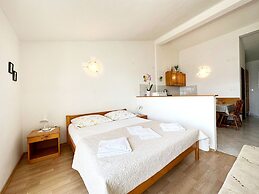 Apartments Tomo