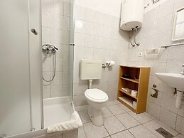 Apartments Tomo