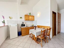 Apartments Tomo