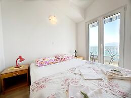 Apartments Tomo