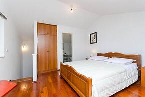 Apartments Jasna