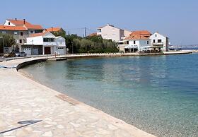 Apartments Tonci