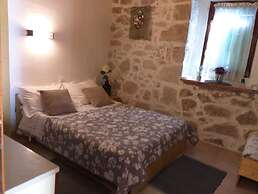 Apartments Tonci