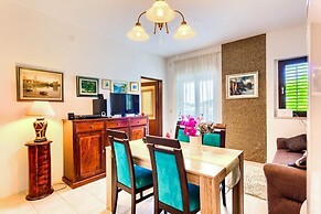 Apartments Lidija