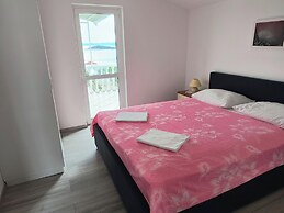 Apartment Glory