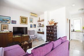Apartment Maja